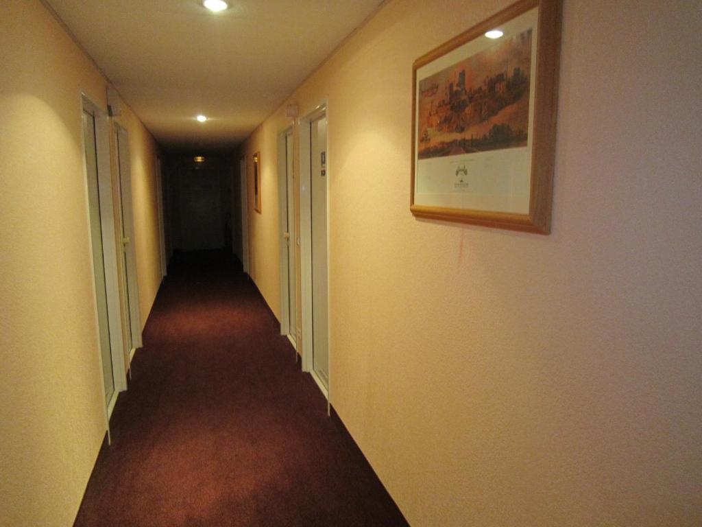 Quick Palace Nantes La Beaujoire エクステリア 写真 A typical corridor