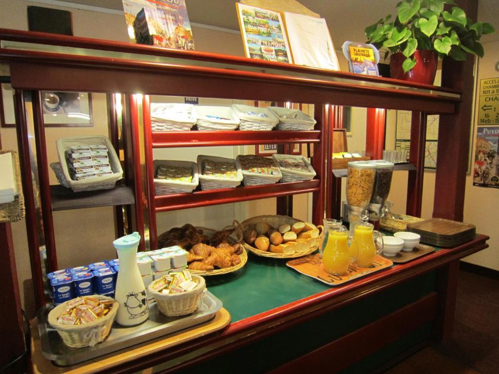Quick Palace Nantes La Beaujoire エクステリア 写真 A typical breakfast buffet